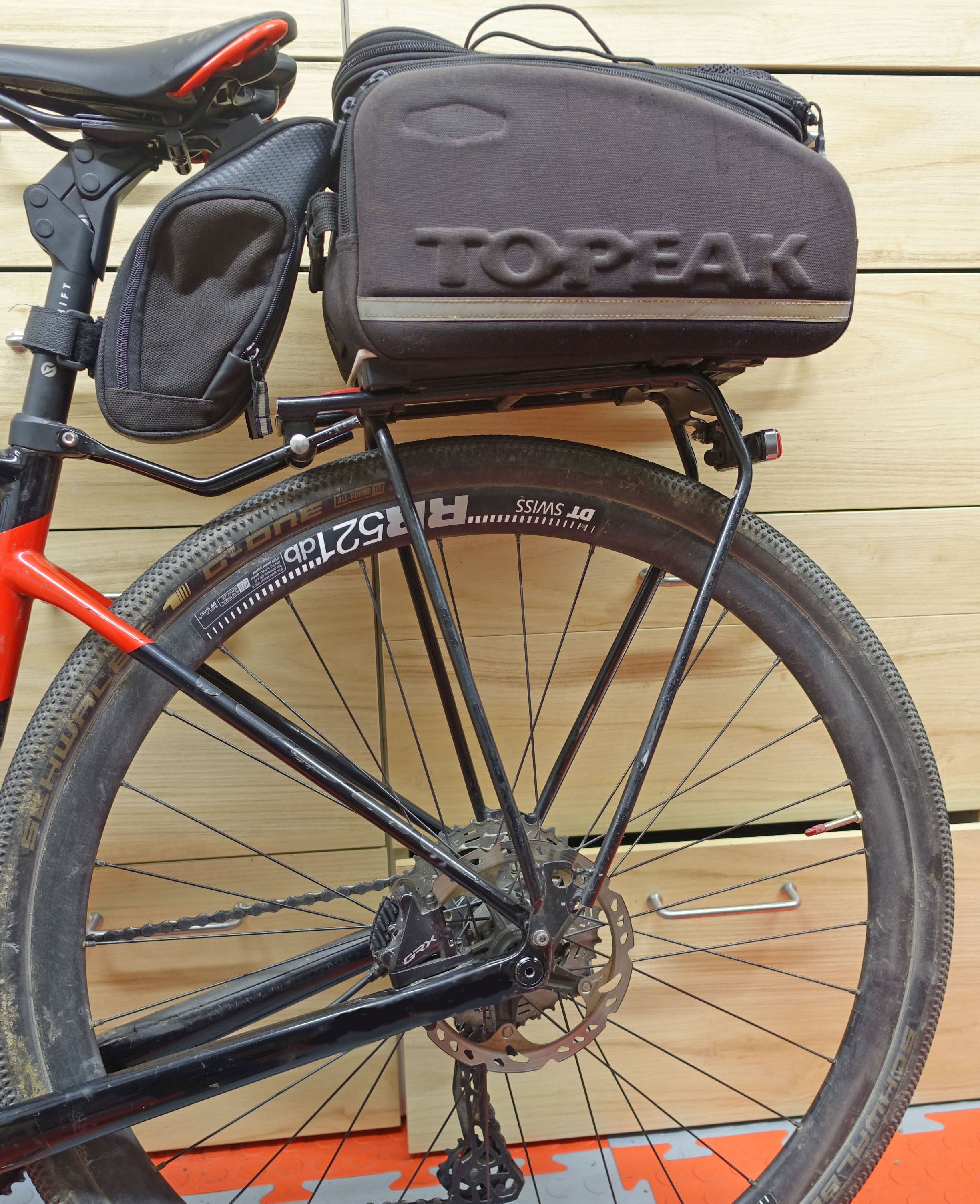tailfin bike bag